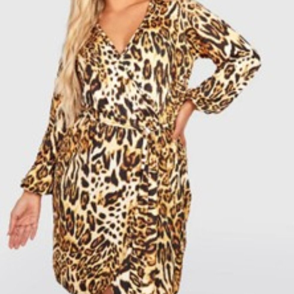 Tahari plus size  Leopard Print Wrap around Dress Size 16w